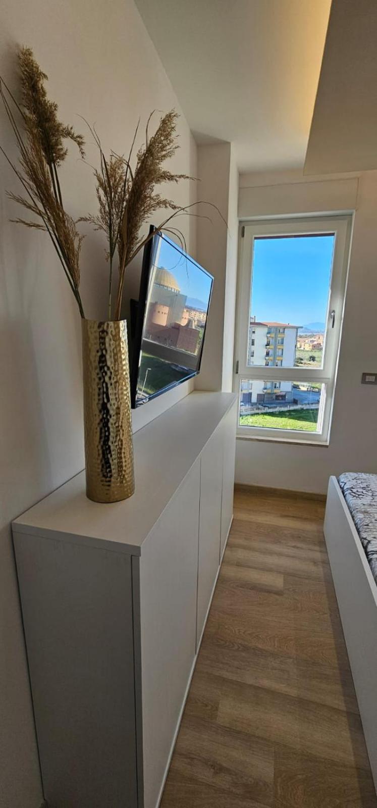Happy Holiday Apartament Quartu SantʼElena Exterior foto