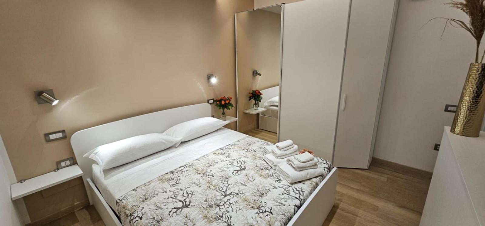 Happy Holiday Apartament Quartu SantʼElena Exterior foto