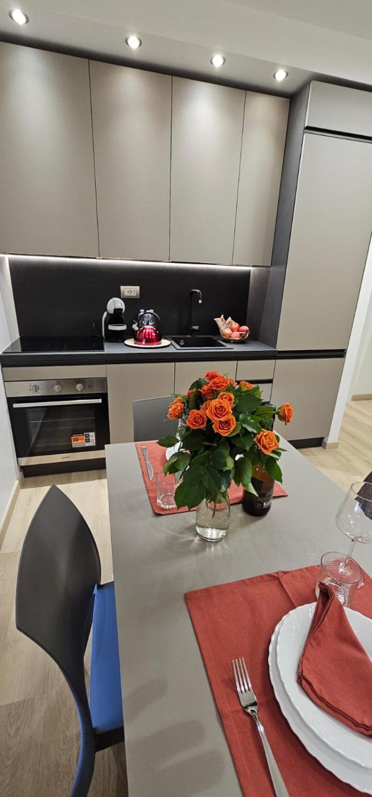 Happy Holiday Apartament Quartu SantʼElena Exterior foto